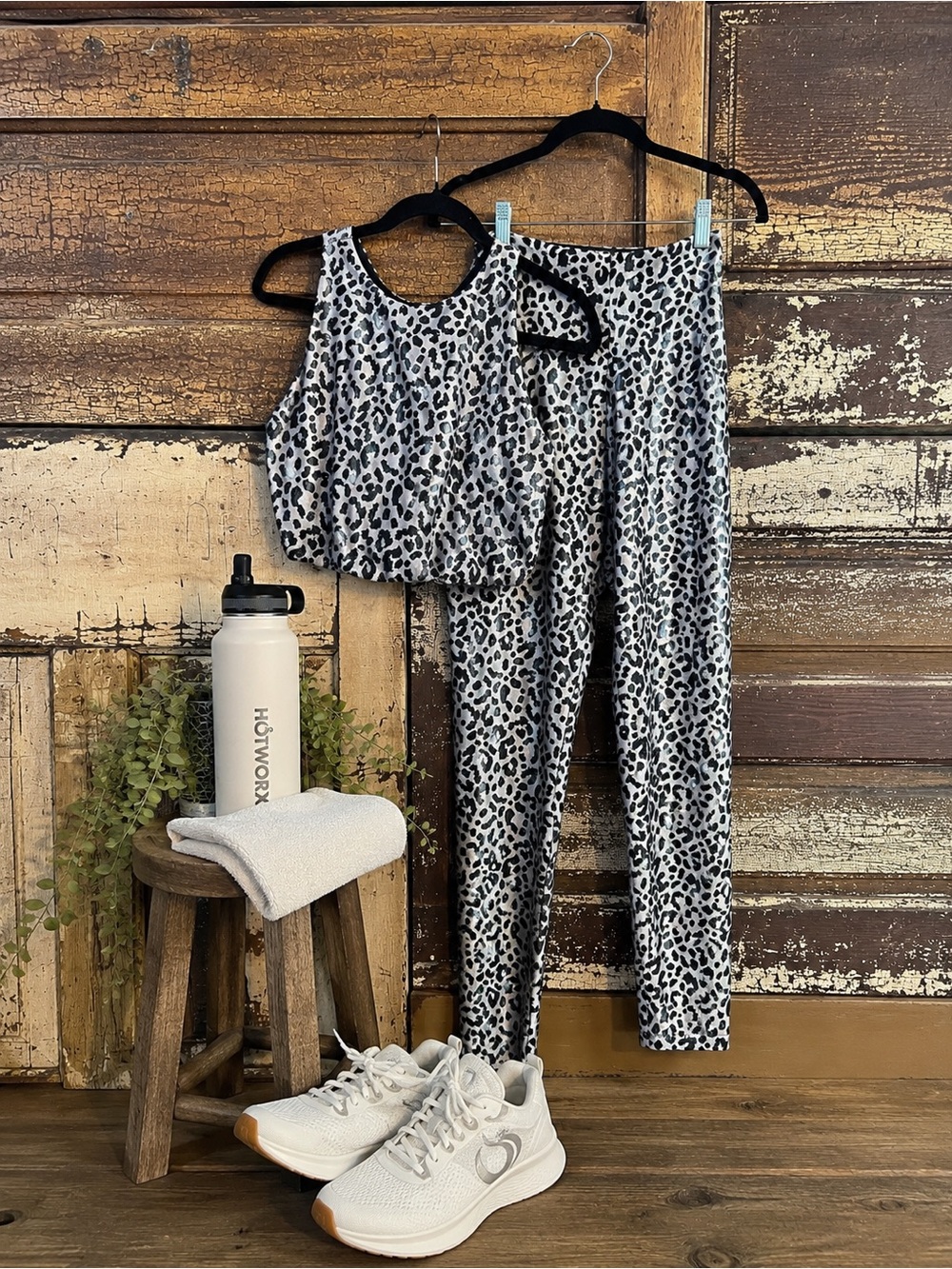 HOTWORX Leopard Print Matching Workout Set | Sports Bra/Leggings Activewear Set